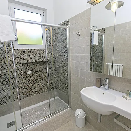 Iflat Punta San Martino Apartamento Arenzano